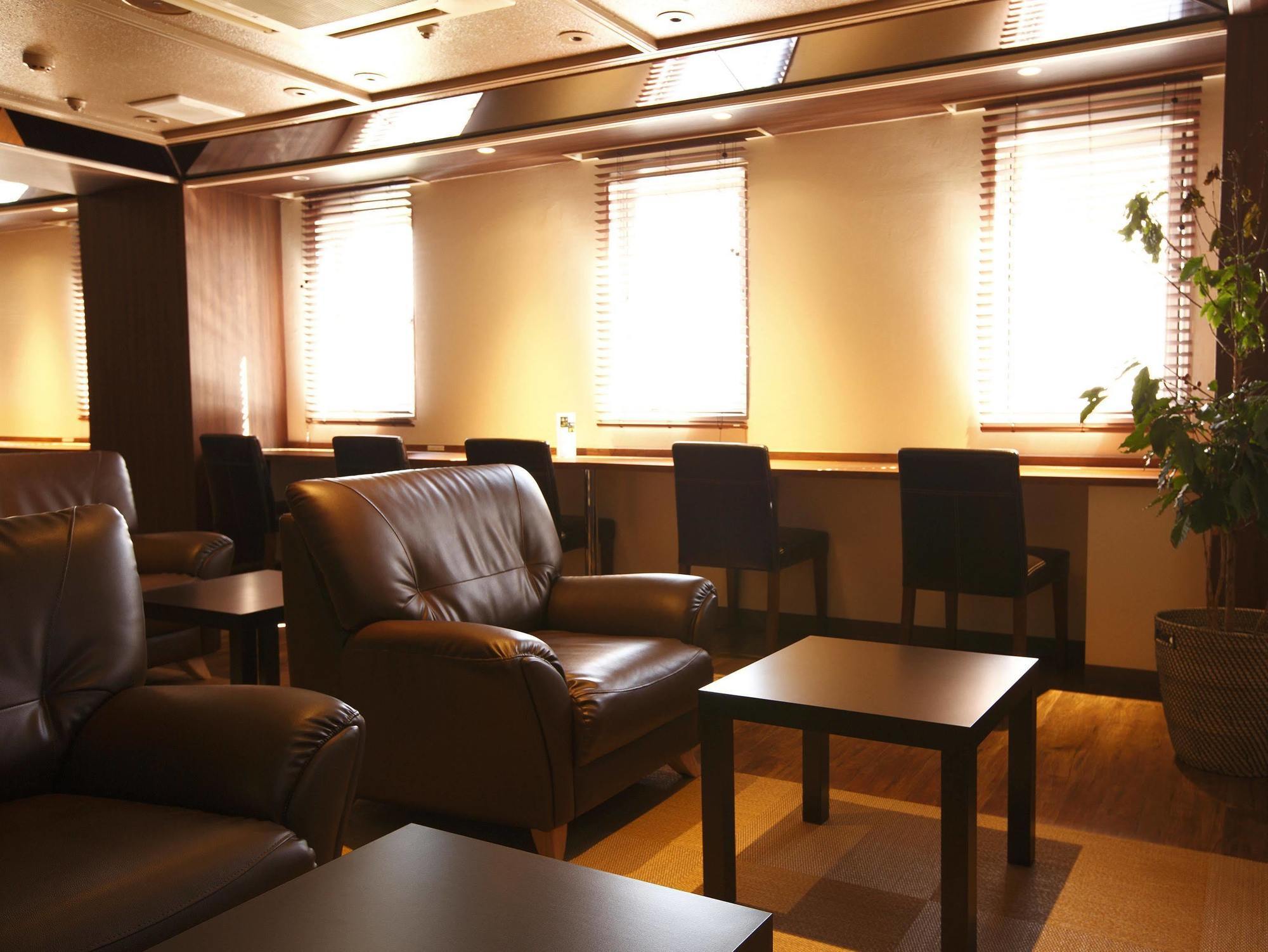 Shinjuku Kuyakusho-Mae Capsule Hotel Präfektur Tokio Exterior foto