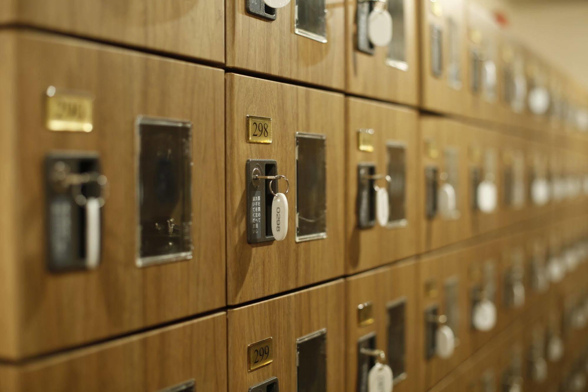 Shinjuku Kuyakusho-Mae Capsule Hotel Präfektur Tokio Exterior foto