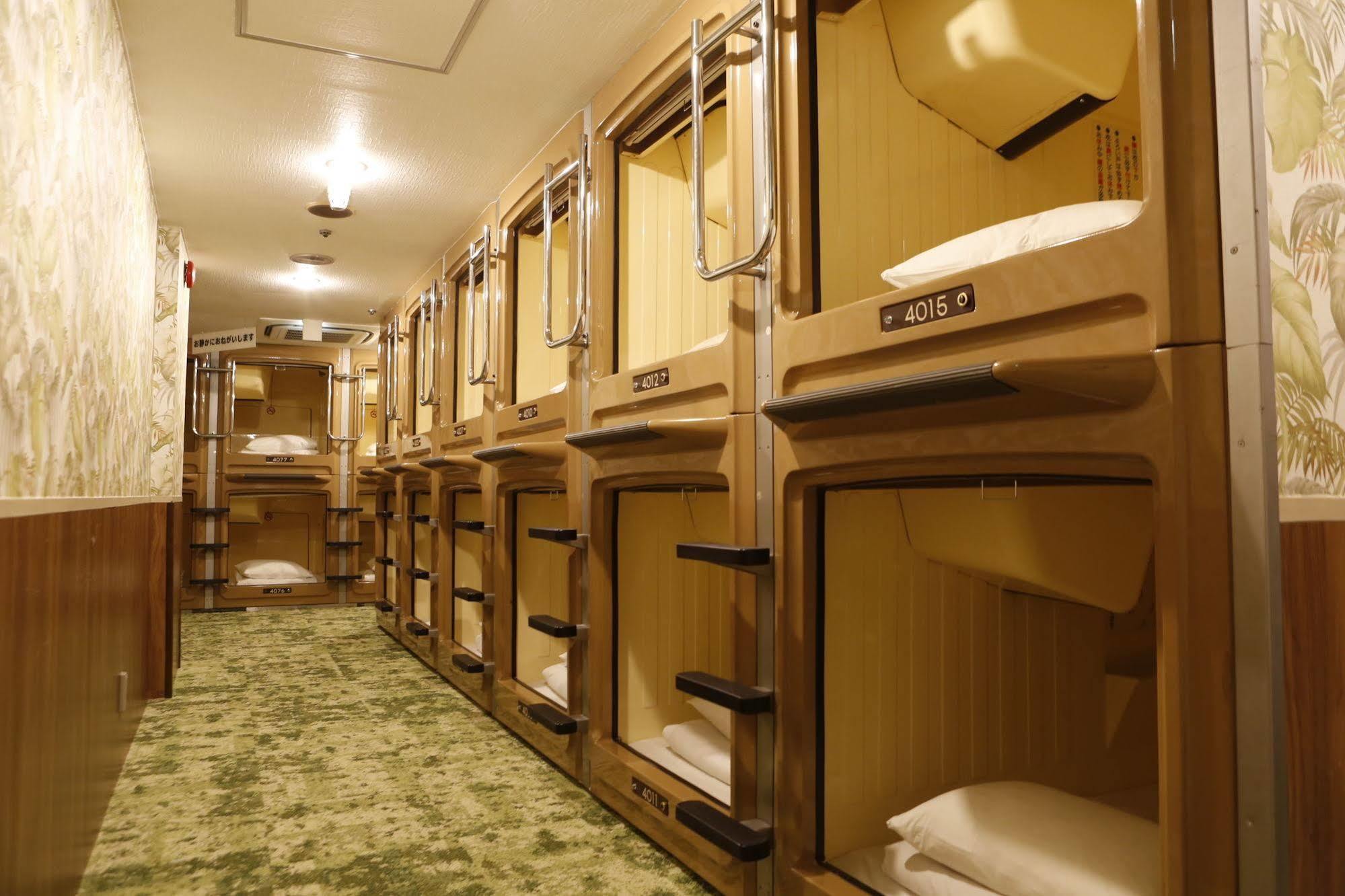 Shinjuku Kuyakusho-Mae Capsule Hotel Präfektur Tokio Exterior foto