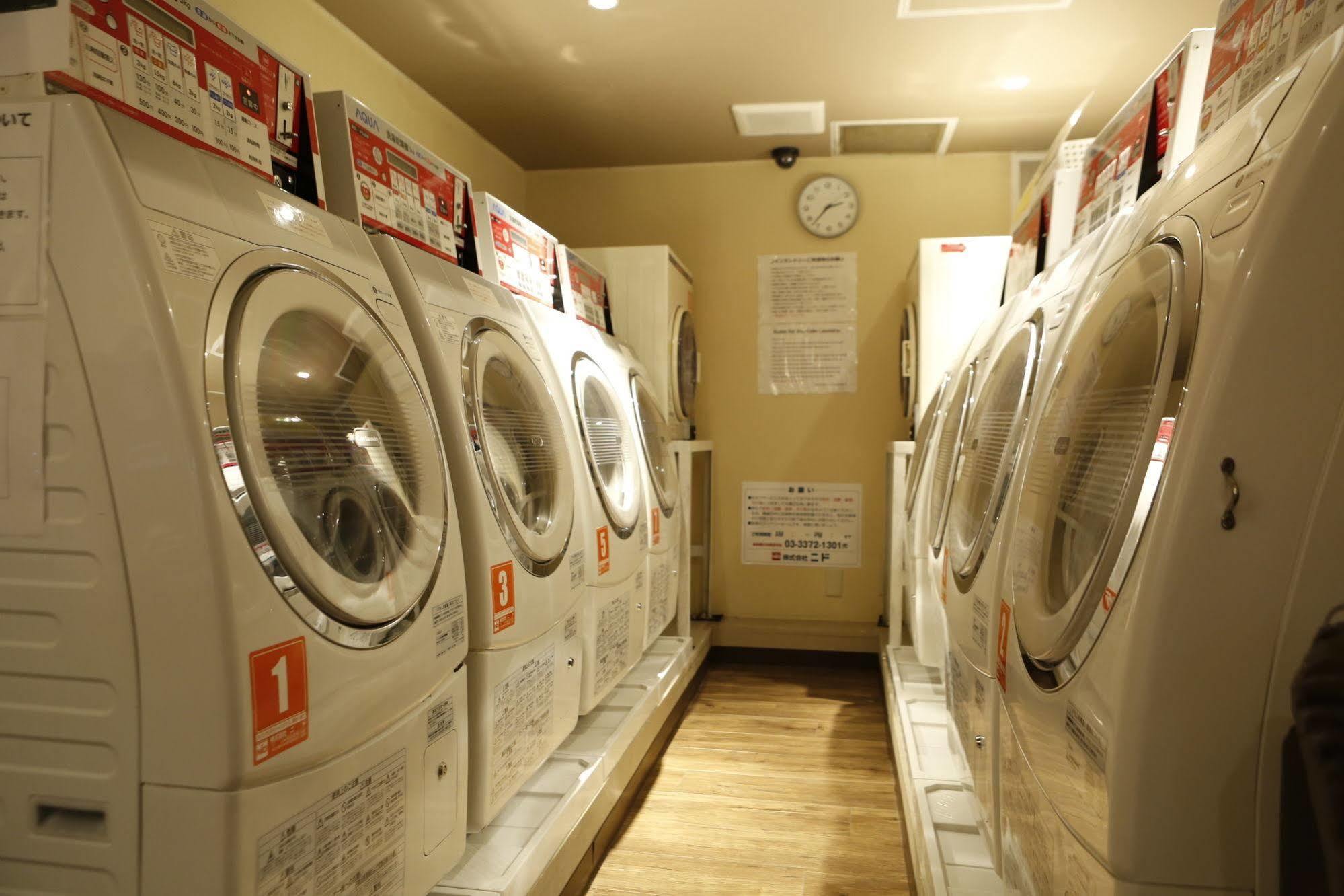 Shinjuku Kuyakusho-Mae Capsule Hotel Präfektur Tokio Exterior foto